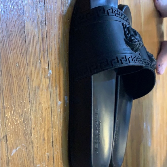 Versace Slide Authentication help - Picture 4 of 4
